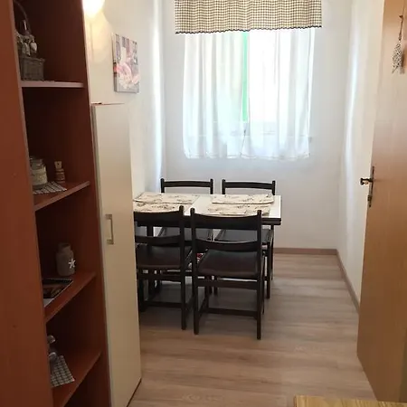 Retro Iii Apartament *
